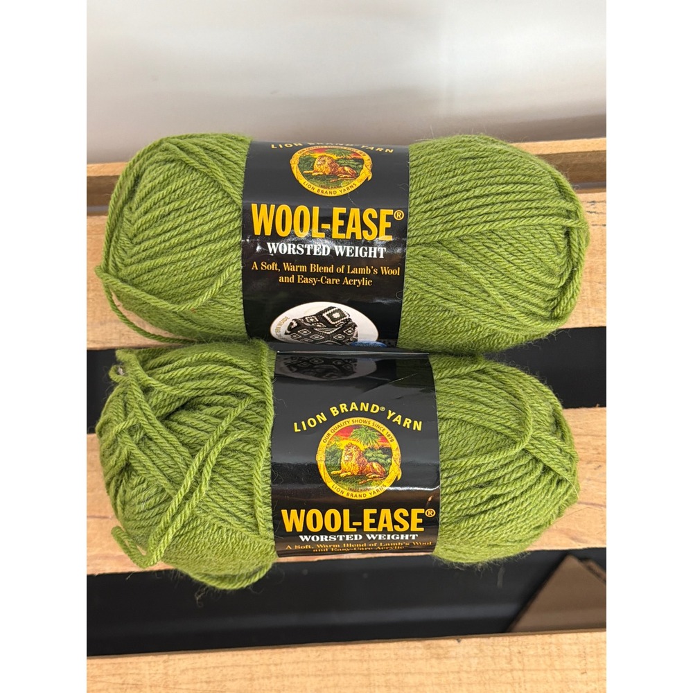 Lion Brand Wool-Ease Worsted Weight Yarn Avocado 174 Green 2 Skeins Lot 42475